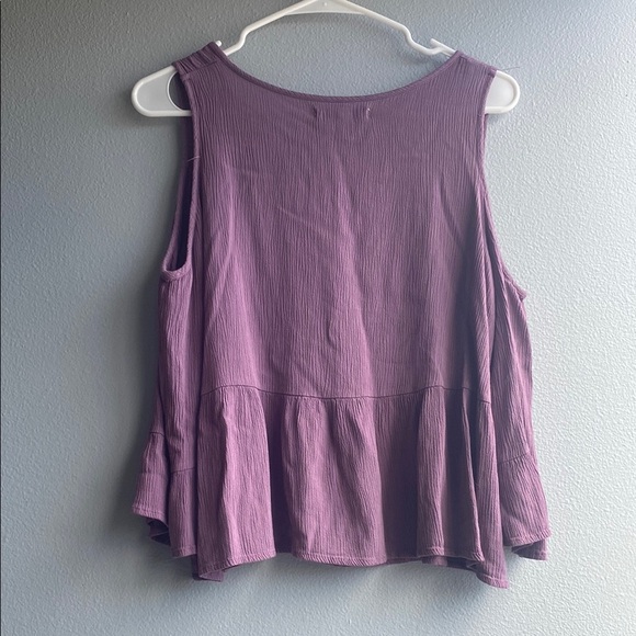 Wallflower Asymmetrical Purple Flutter Sleeve Blouse - Picture 6 of 6